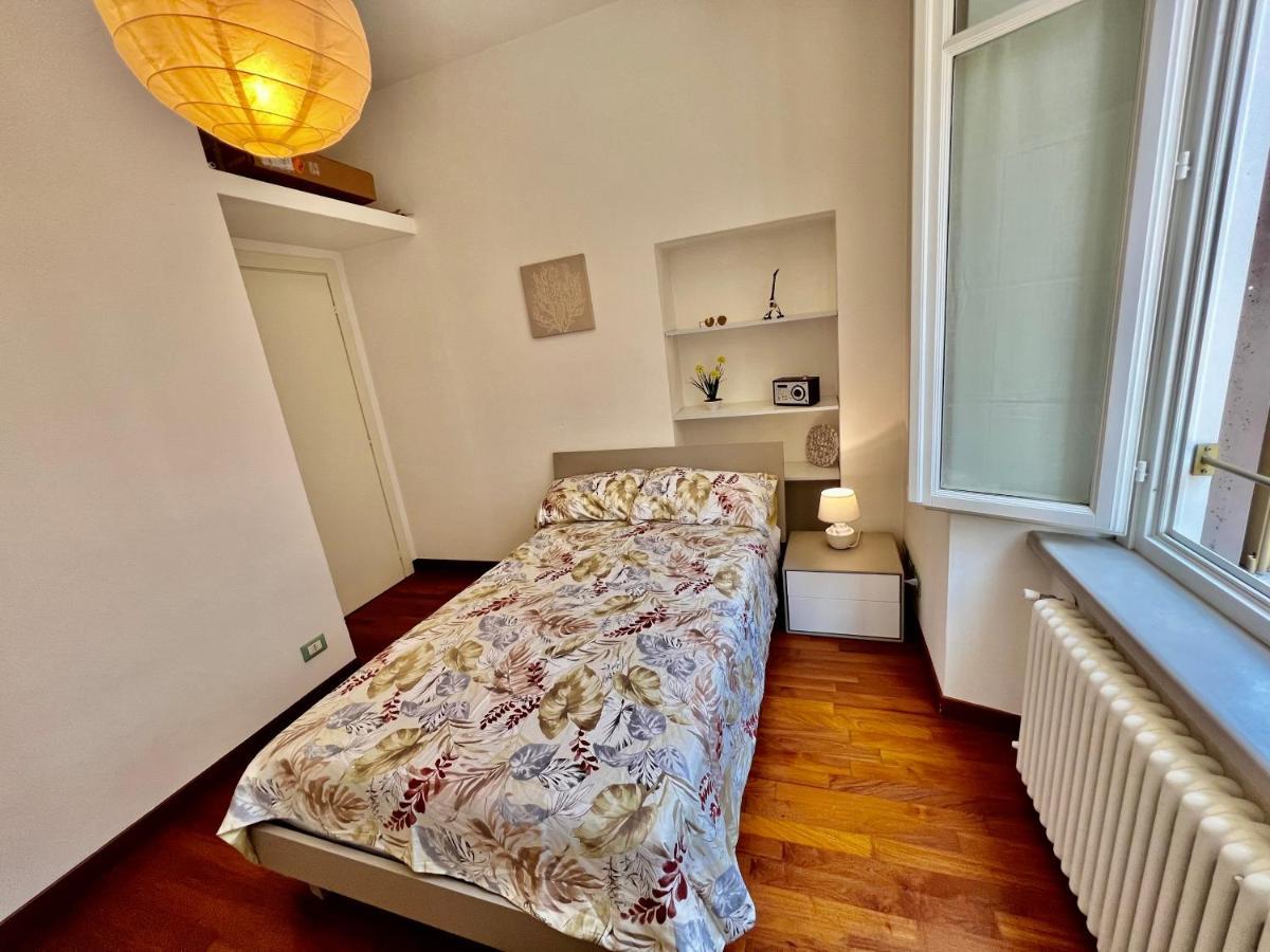 Divina Luxury Apartment With Jacuzzi Near The Lake 코모 외부 사진